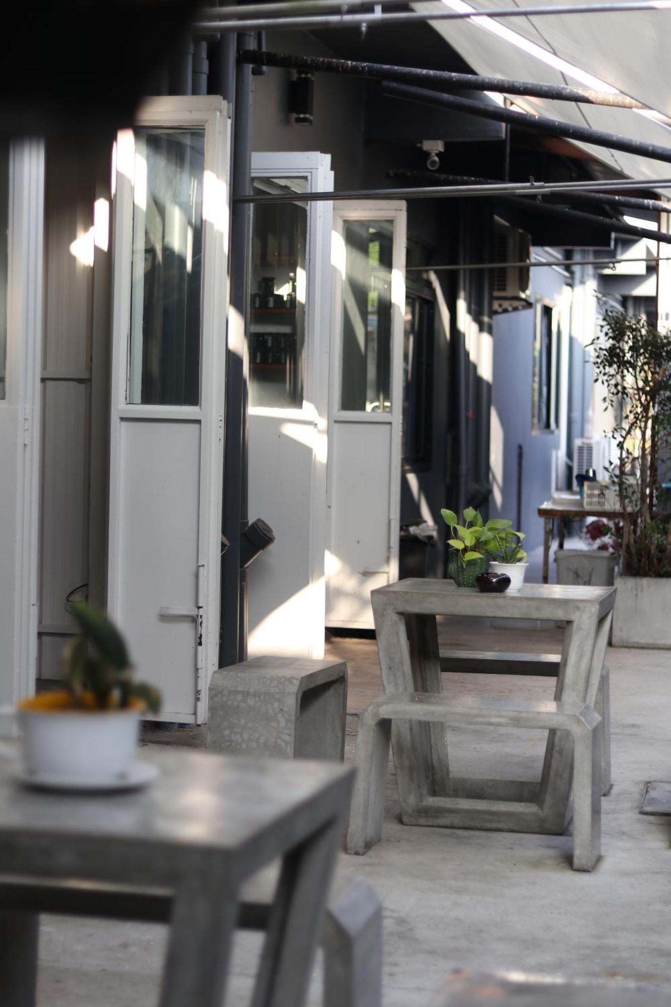 Blu Monkey Hub & Hotel Surat Thani Eksteriør billede