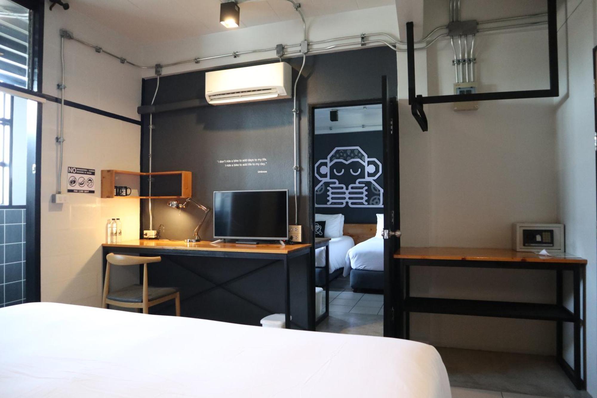 Blu Monkey Hub & Hotel Surat Thani Eksteriør billede